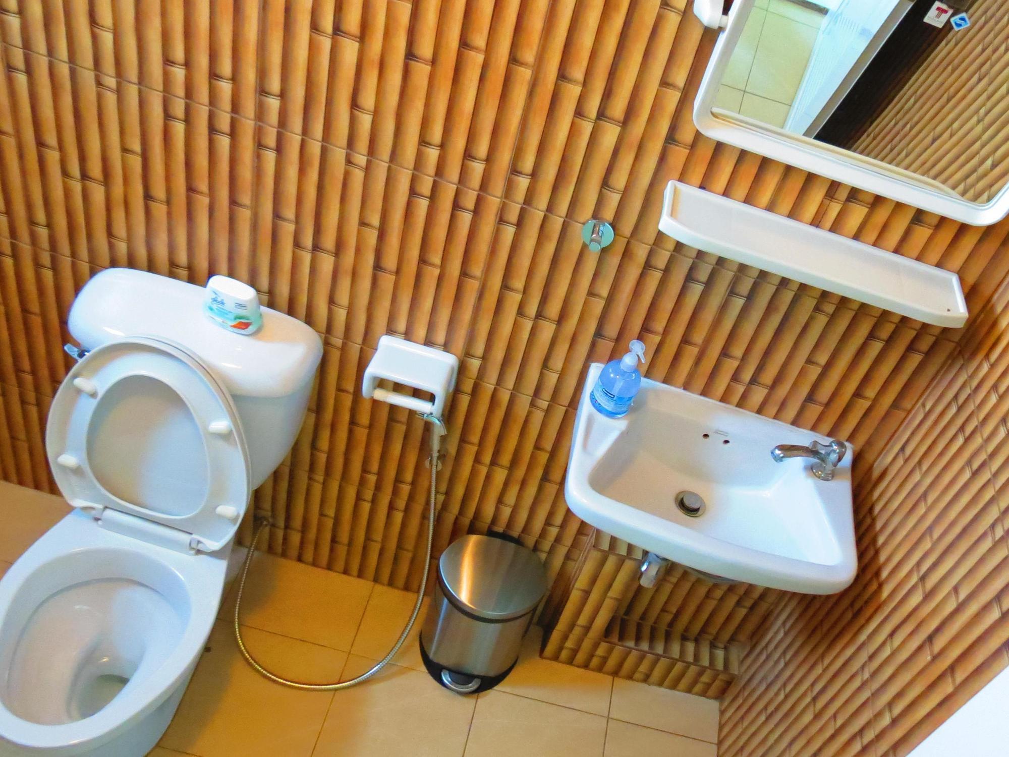 Potae'S House Hostel Chiang Mai Buitenkant foto